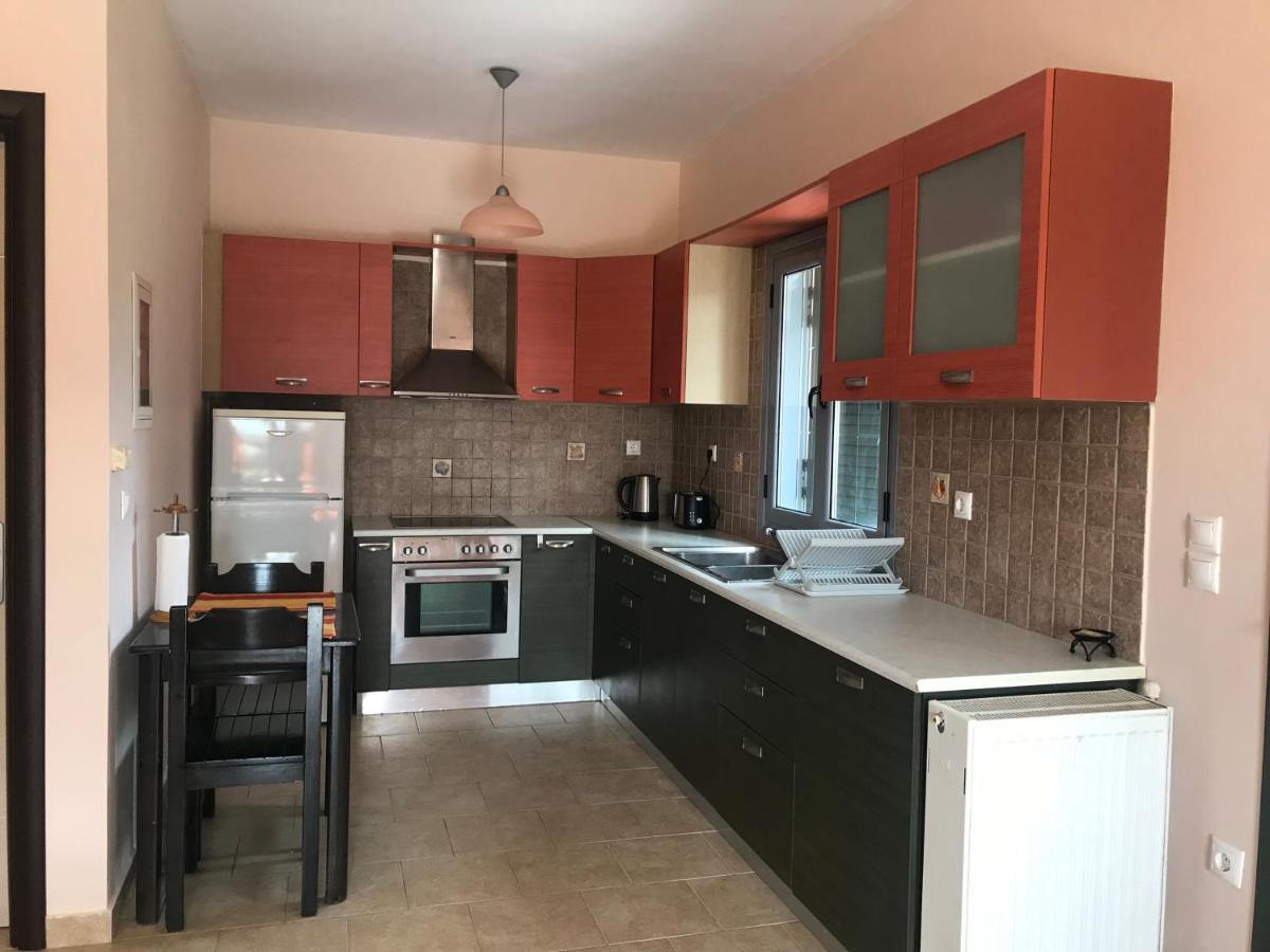 Lotus Sea View Studio Apartment 2 Ликсури Екстериор снимка