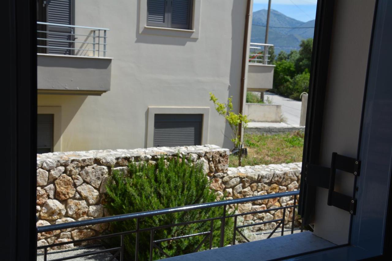 Lotus Sea View Studio Apartment 2 Ликсури Екстериор снимка